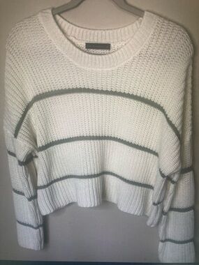 moon & Madison lvory & Gray Striped Cropped Oversized Knit Sweater size medium